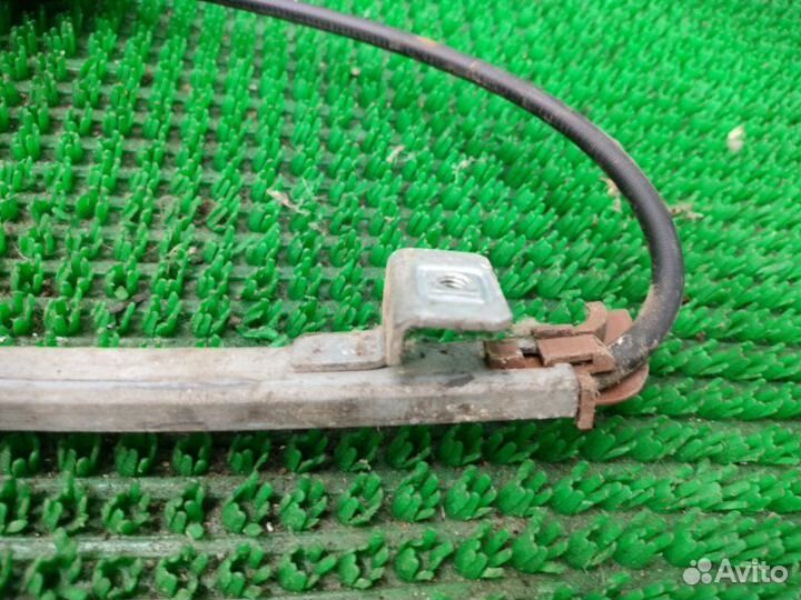 Стеклоподъемник задний правый Volkswagen Golf 2 HK