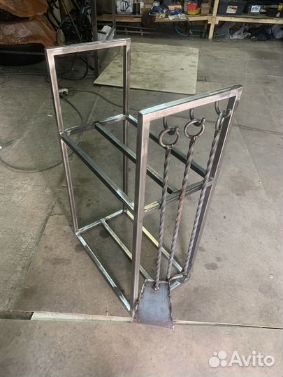 Дровница, полка для дров