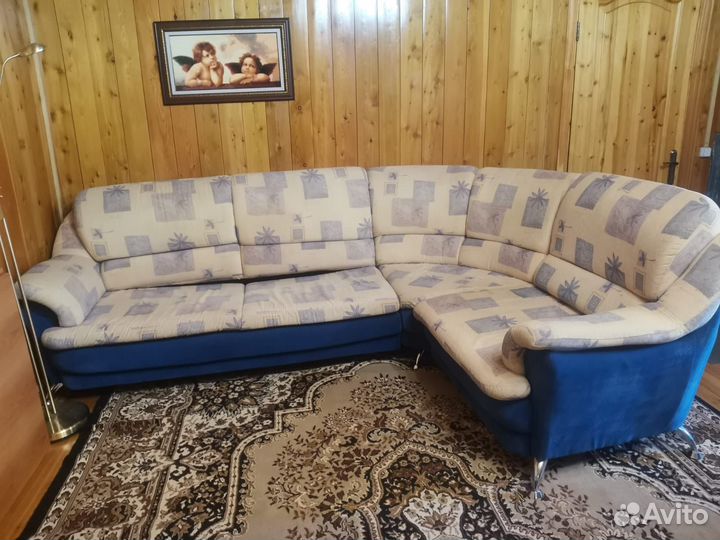 Угловой диван