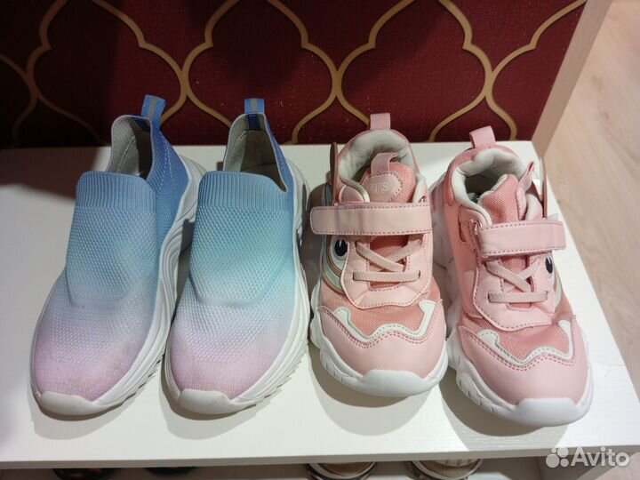 Кроссовки детские