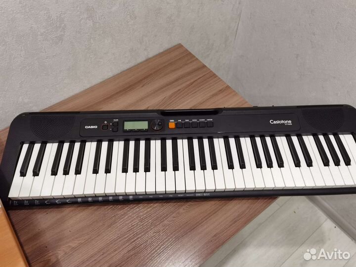 Цифровое пианино casiotone