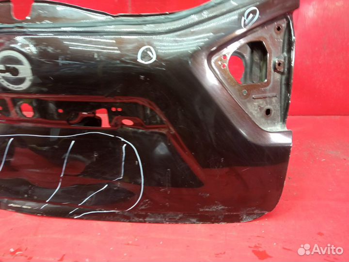Крышка багажника Nissan Terrano 3 D10 2014