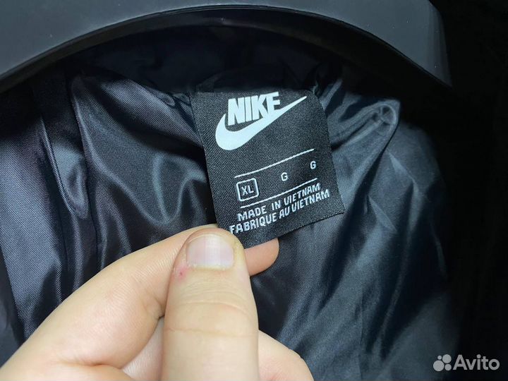 Пуховик Nike windrunner