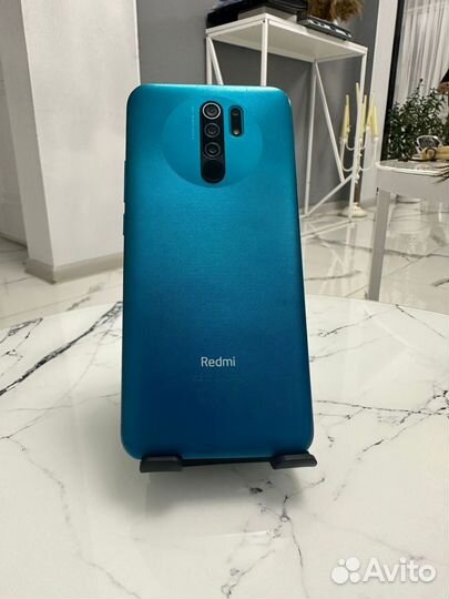 Xiaomi Redmi, 4 ГБ