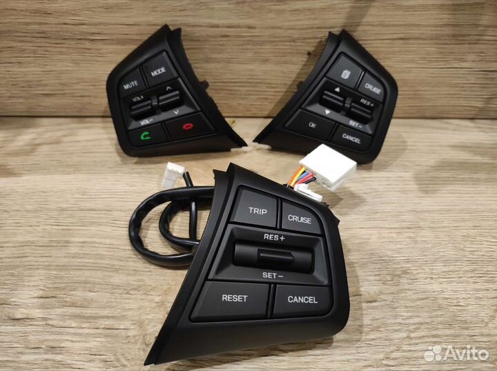 Кнопки на руль Hyundai Сreta