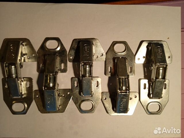 Петля для откидных дверей