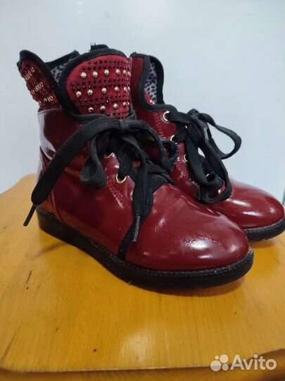 Ботинки для девочки