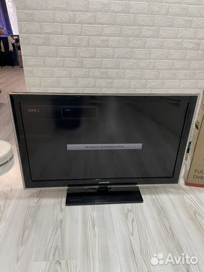 Телевизор samsung