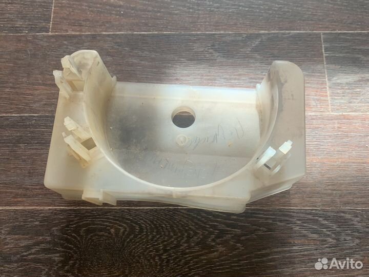 Подставка под холодильник