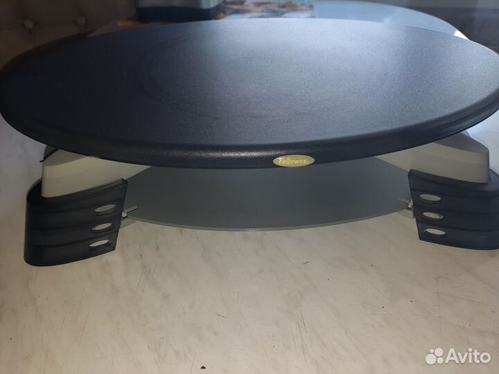 Полка под монитор