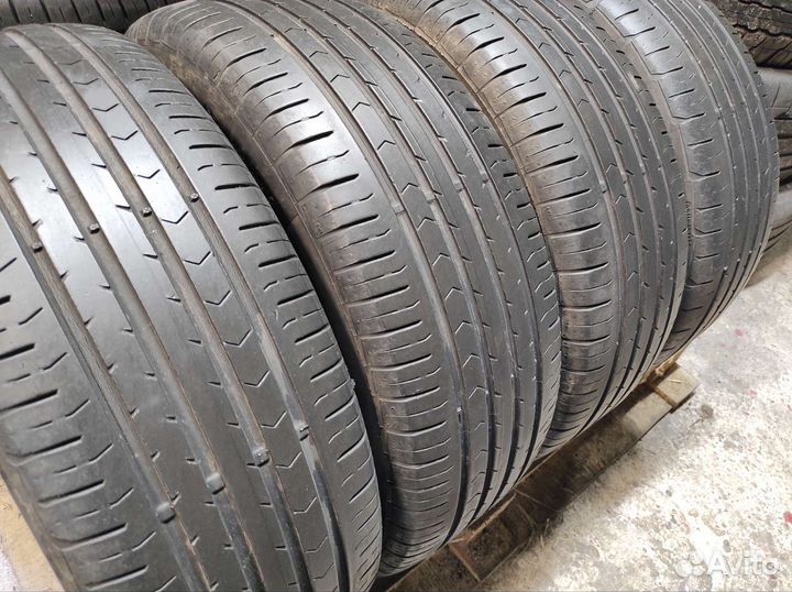 Continental ContiPremiumContact 5 215/60 R16