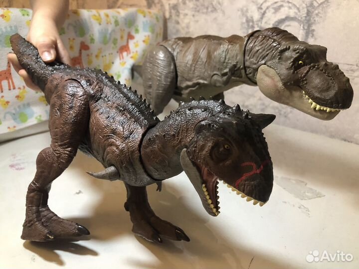 Игрушка динозавры Jurassic world цена за 2