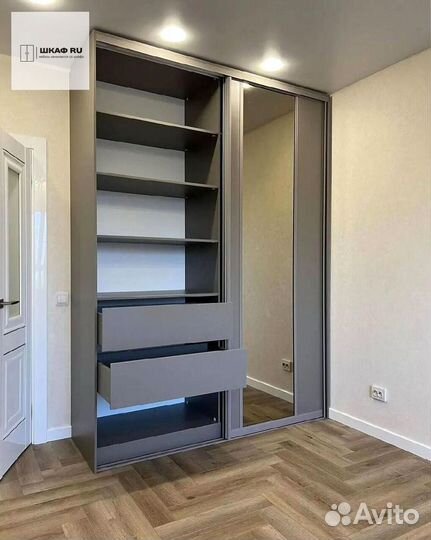 Угловой шкаф