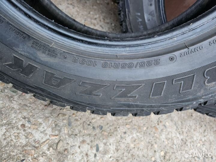 Bridgestone Blizzak DM-V1 225/65 R18