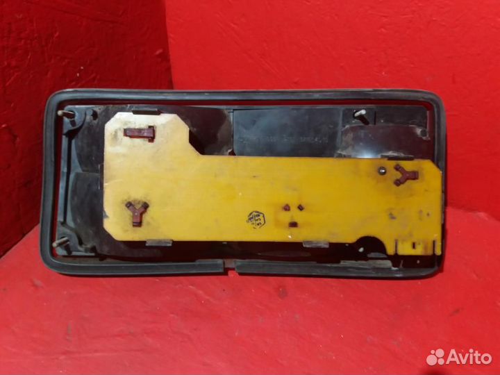 Фонарь задний правый ваз 2105 1979-2010 плата