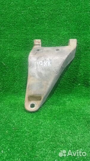 Кронштейн генератора Daewoo Nexia