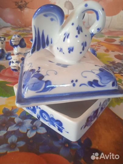 Фигурки гжель