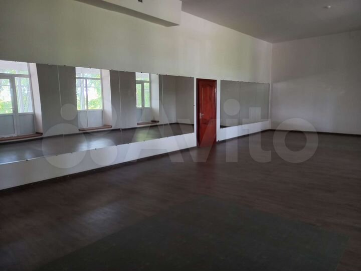 Свободного назначения, 65 м²