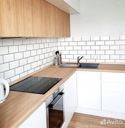 Угловой кухонный гарнитур AGT фасады