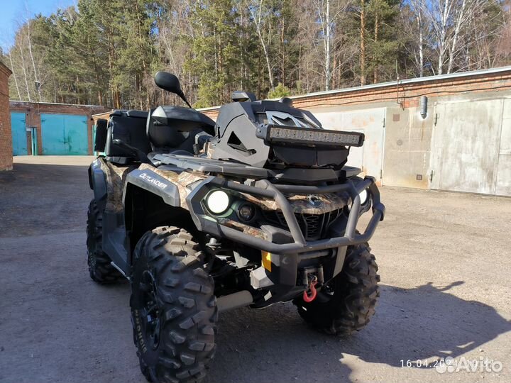 BRP Can-Am Outlander Max 650 XT