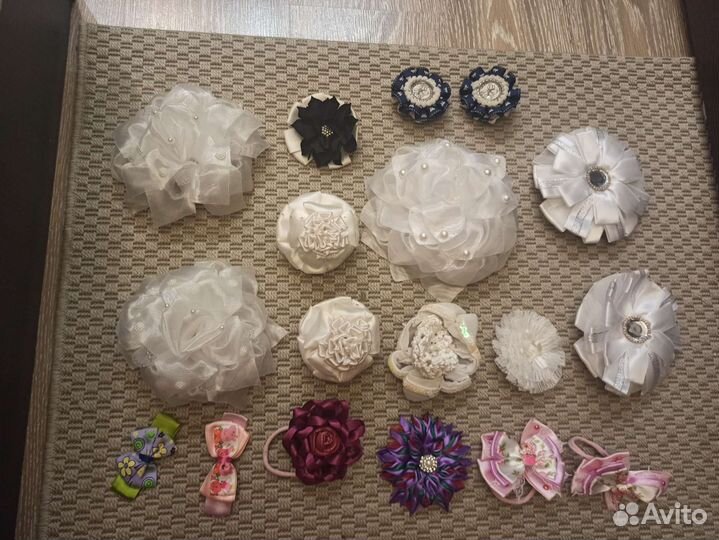 Резинки, школьные банты, заколки