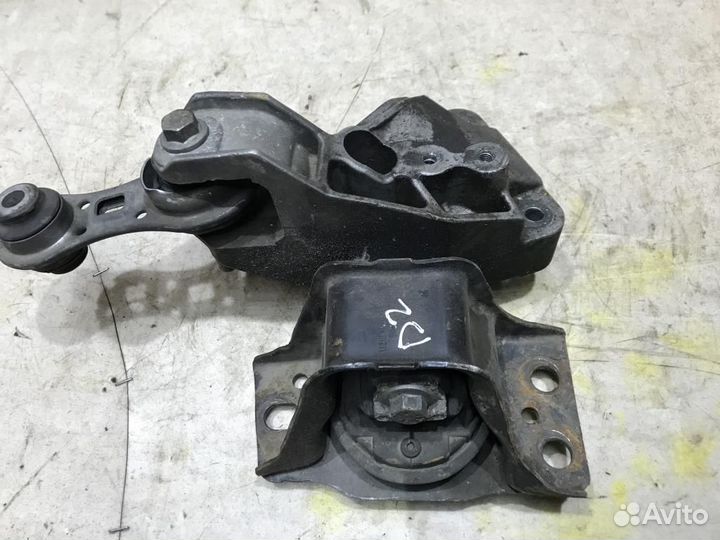 11232BV000 Опора двигателя Nissan Primera P12 1.9