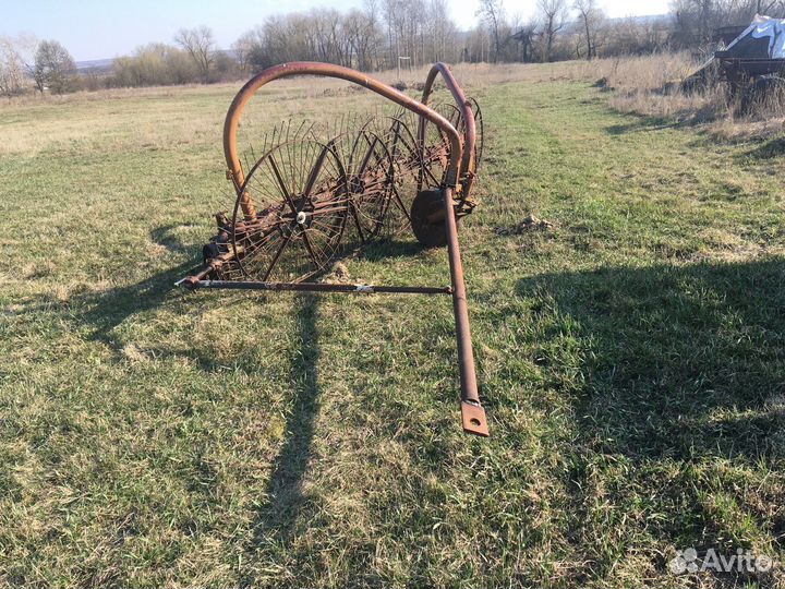 Плуг Югсельмаш 5 корп., 2000