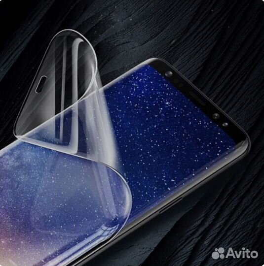 Наклейка гидрогелевой пленки