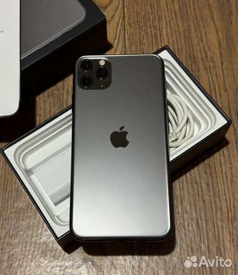 iPhone 11 Pro Max, 64 ГБ