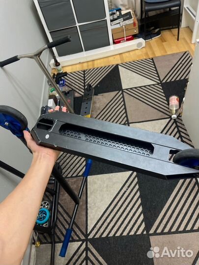 Трюковой самокат кастом парк