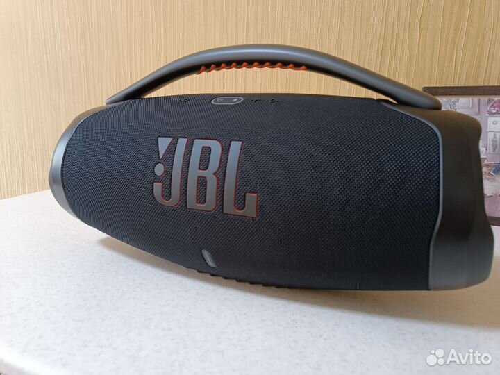 Колонка jbl boombox 3