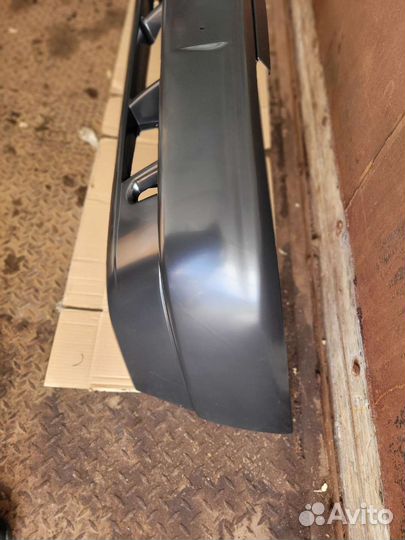 Передний бампер ваз 2110 новый не окрашенный