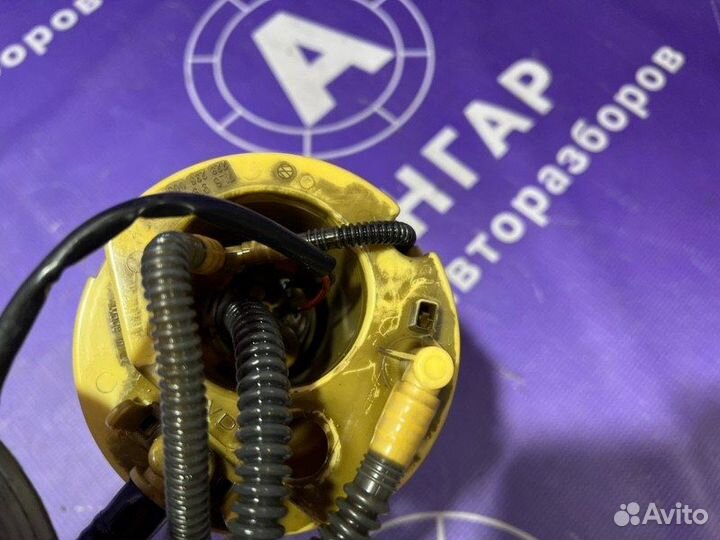 Насос топливный правый Volkswagen Touareg 7L 2