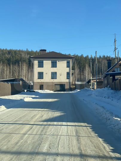 Дом 428 м² на участке 7,2 сот.