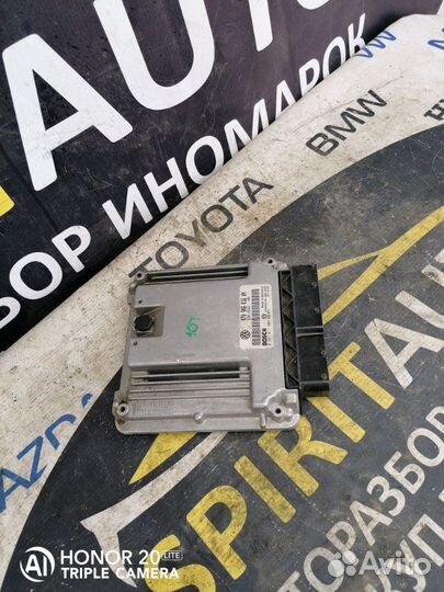 Блок управления двигателем Volkswagen Multivan T5
