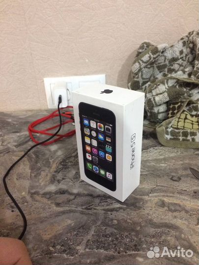 iPhone 5S, 16 ГБ
