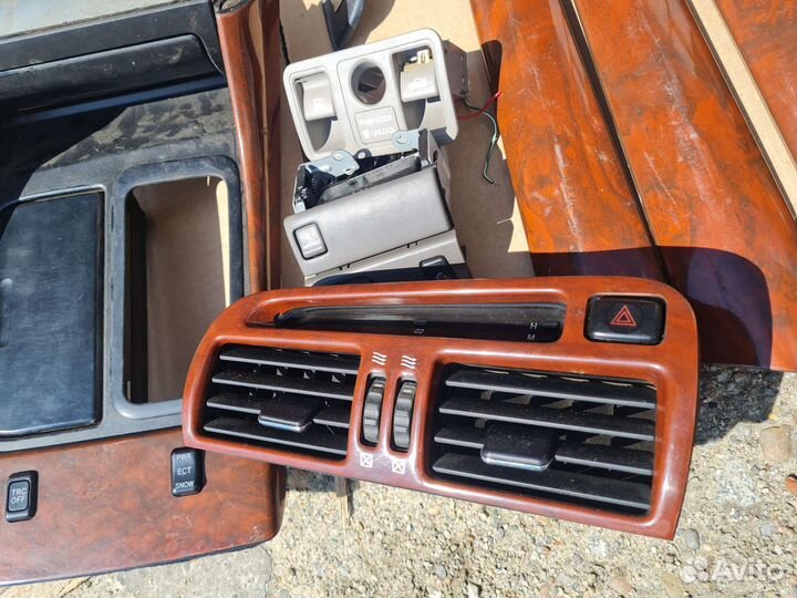 Детали салона Toyota Aristo JZS160