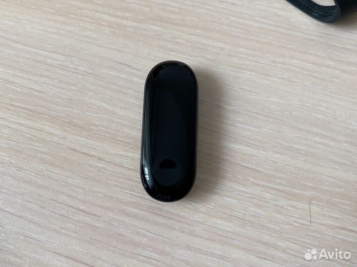 Часы xiaomi mi band 4