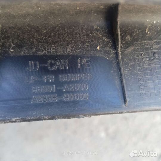 Губа переднего бампера kia ceed jd