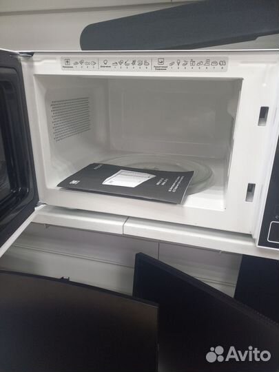 Микроволновая печь Hotpoint mwha 201W