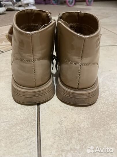 Ботинки демисезонные для девочки 25 размер