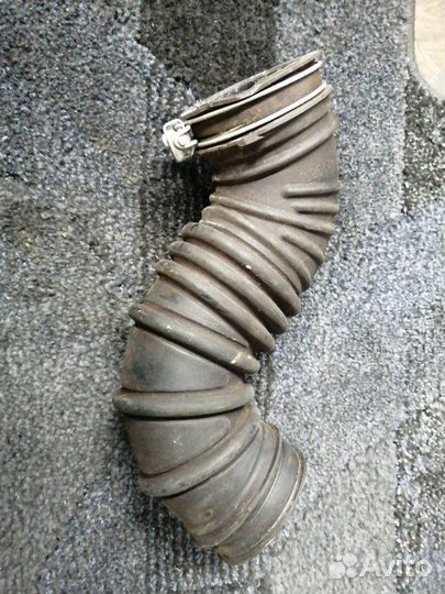 Гофра воздушного фильтра Toyota Wish ZNE10 1ZZ