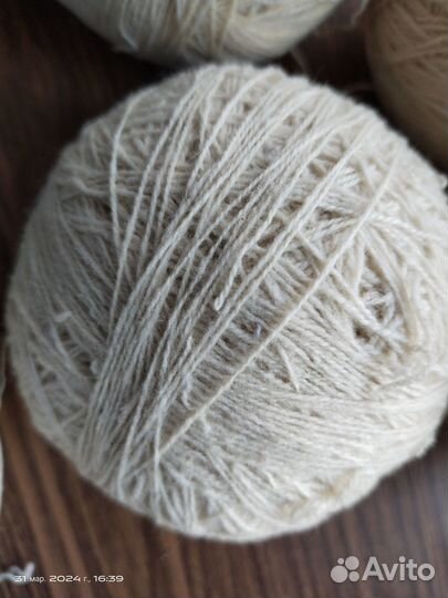 Пряжа шерстяная для вязания из СССР. 7 клубков