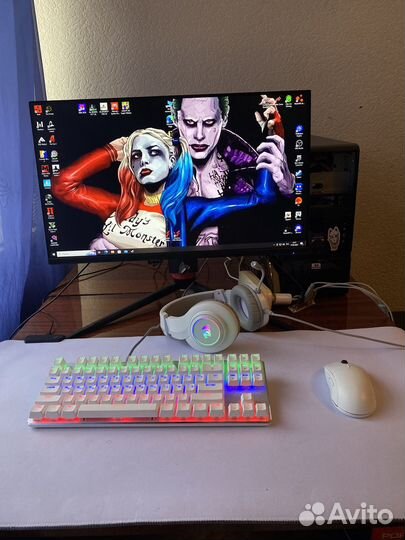 Весь комплект с игровым компьютером