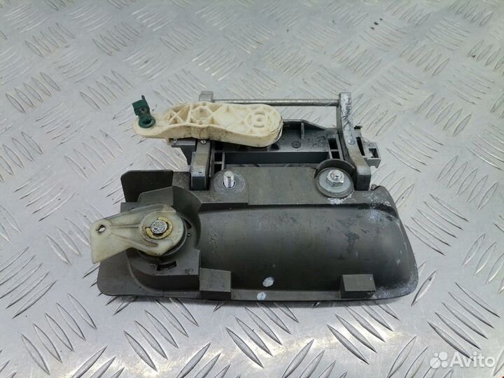 Ручка наружная передняя левая Opel Zafira