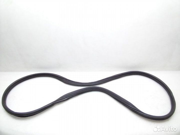 Уплотнитель двери задний правый Land Rover