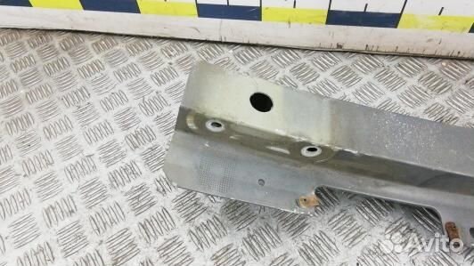 Усилитель бампера передний (кронштейн) opel meriva