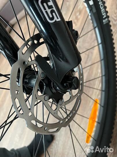 Велосипед горный GT 27,5 avalanche comp