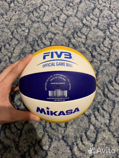 Пляжный волейбольный мяч