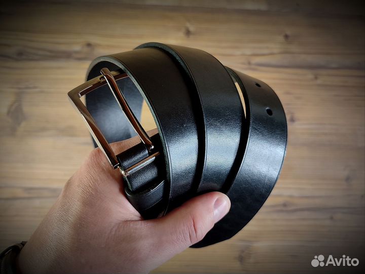 Мужской кожаный ремень